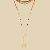 Pearls and Bows Feather Lareitte